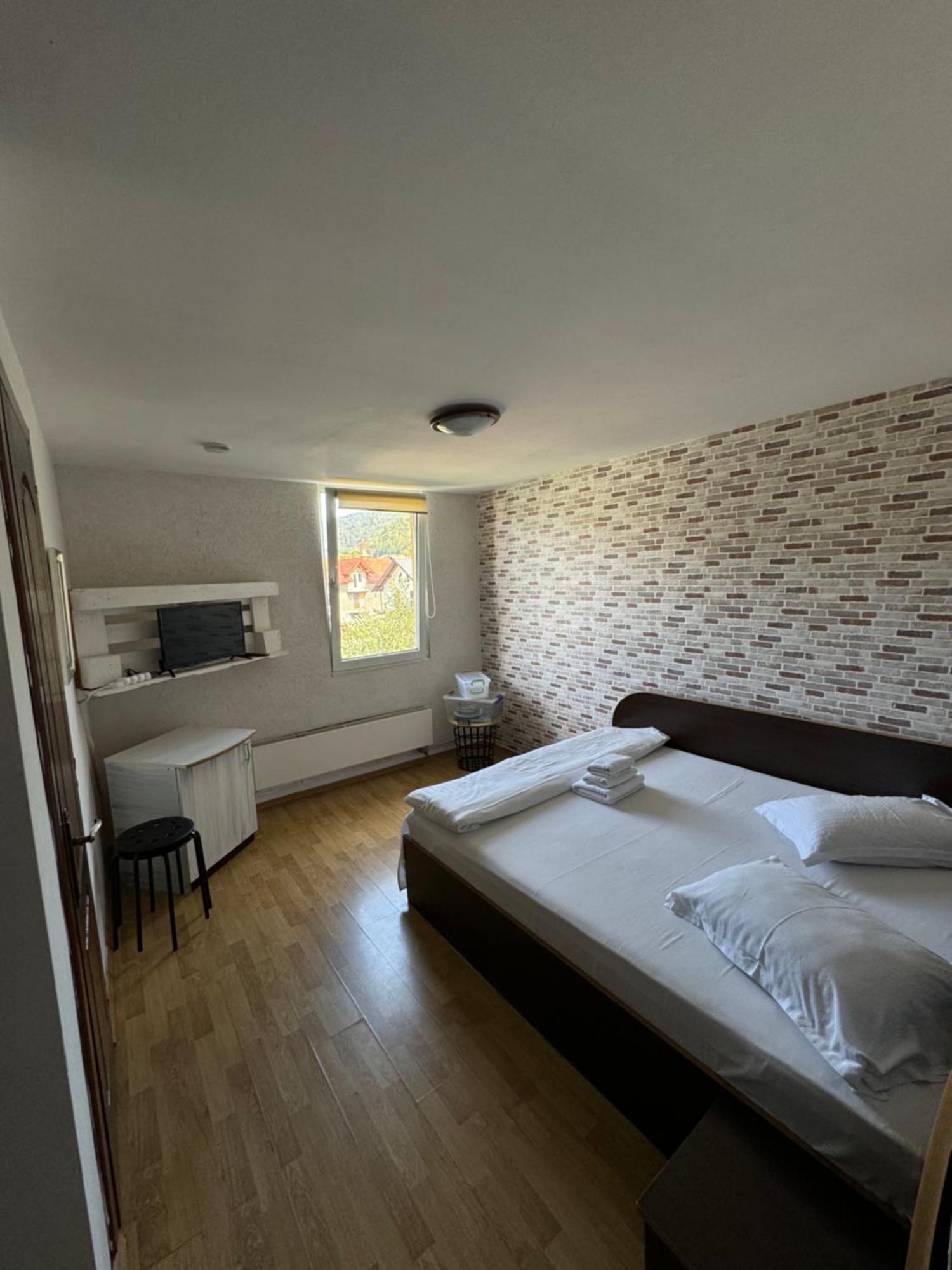 Casa David Hotel บุชเตนี ภายนอก รูปภาพ